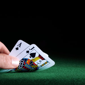 Las mejores mesas de blackjack con crupieres en vivo en 2021